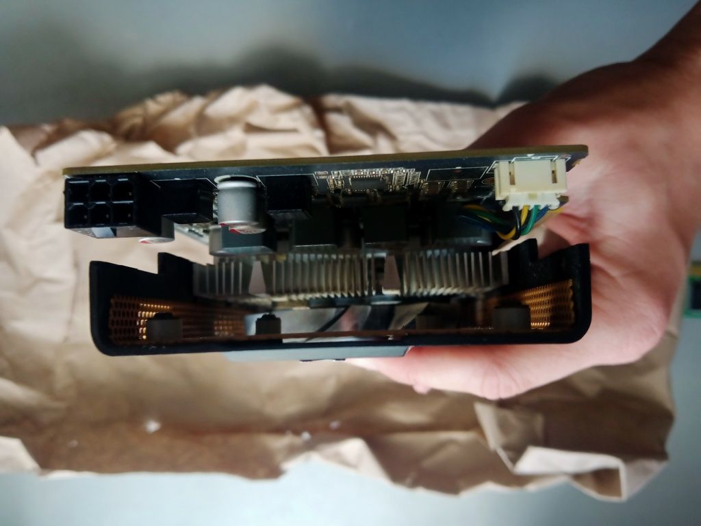 Відеокарта Zotac 550ti 1gb