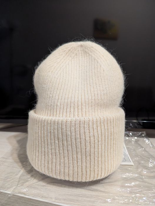 Шапка ангорова зимова