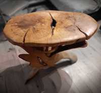 Stół z drewna własnoręcznie wykonany