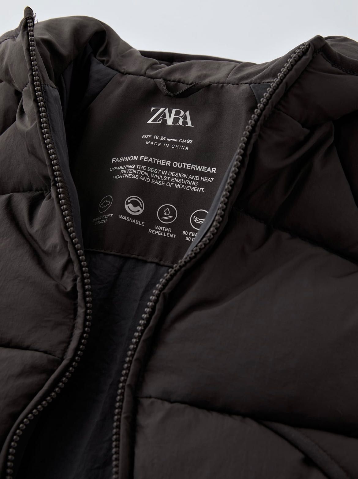 Wodoodporna kurtka puchowa Zara