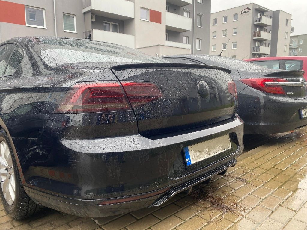 VW PASSAT B8 Lotka spoiler dokładka sedan czarny połysk