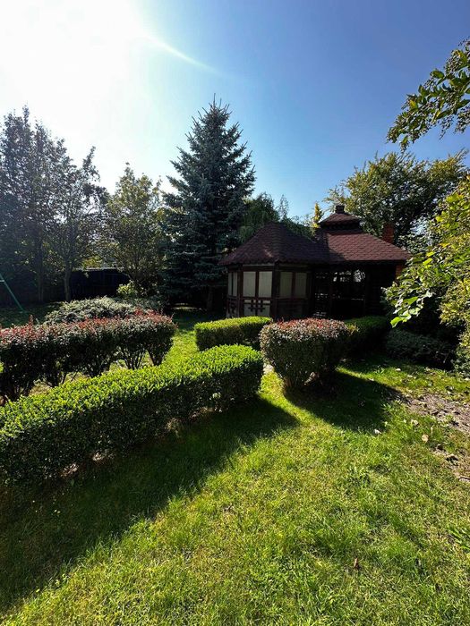 Оренда чудового будинку з басейном