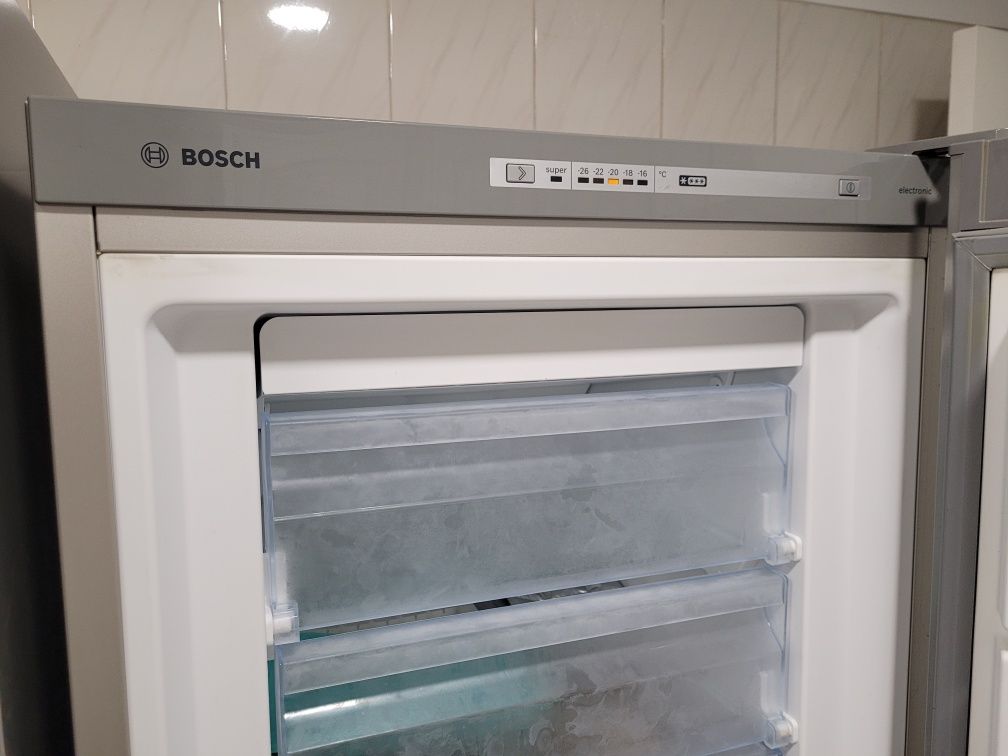 Congelador A++ Bosch GSN33VL30 metalizado