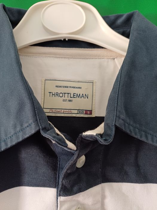 Polos de marca tamanho S.