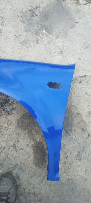 Błotnik Golf 4 LW5Z