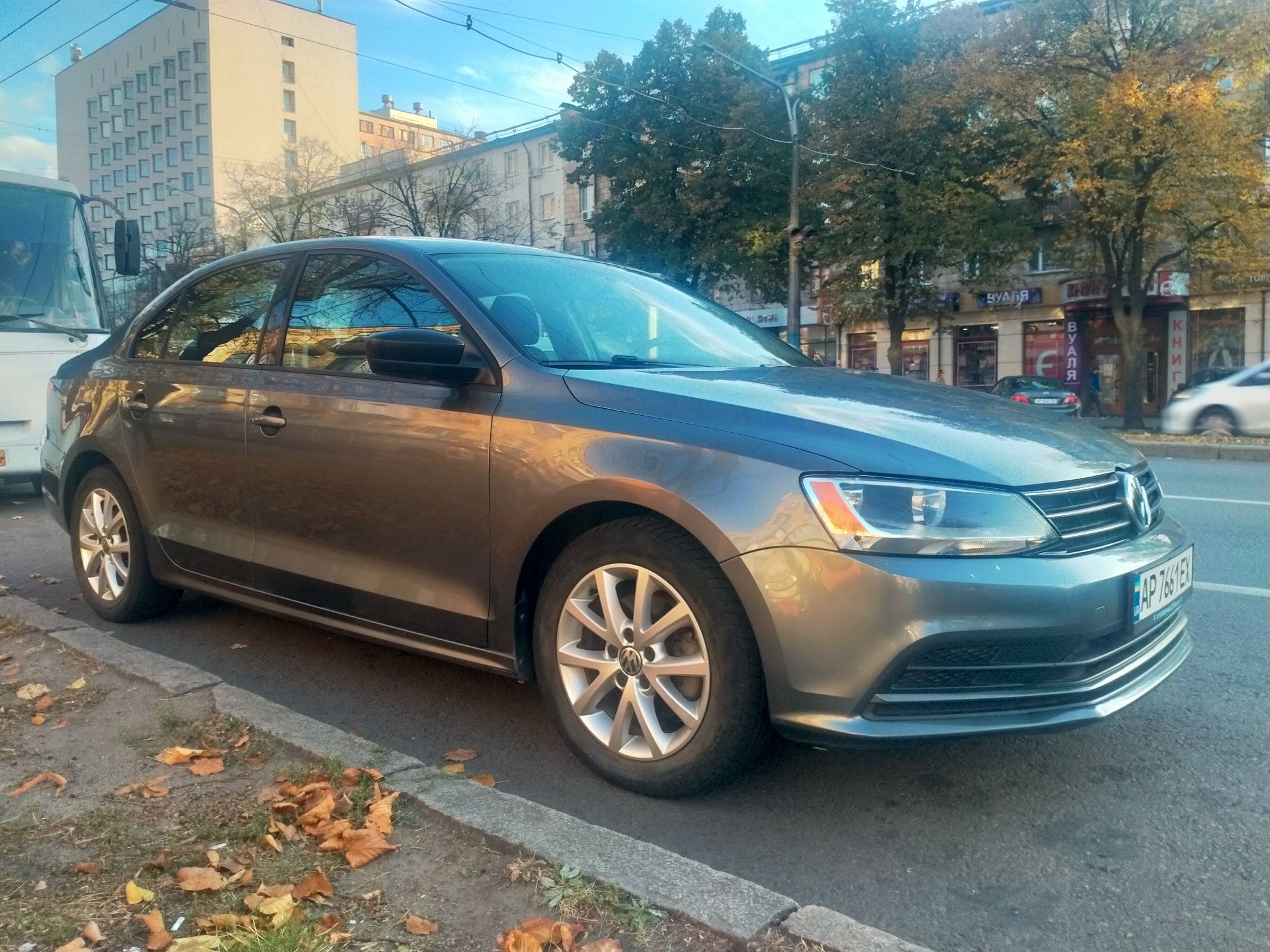 Volkswagen jetta Xenon 1,8 turbo 2015