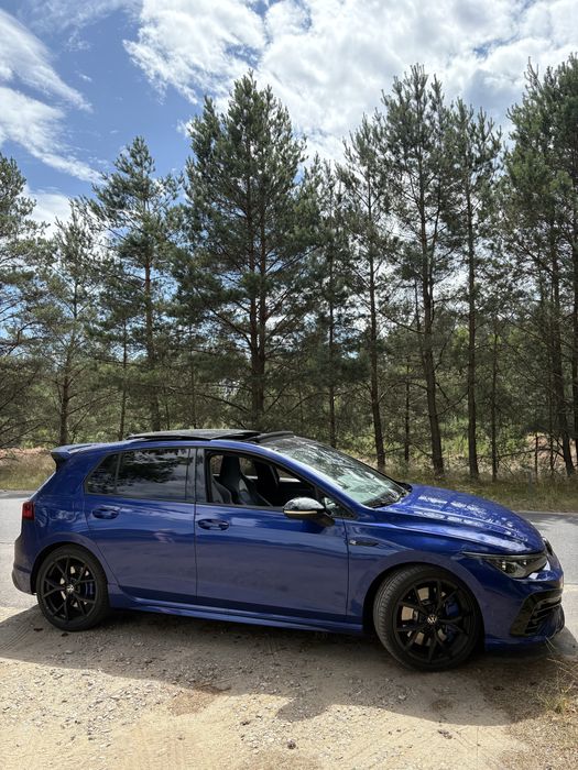 Wypożyczalnia aut sportowych Golf 8R Performance