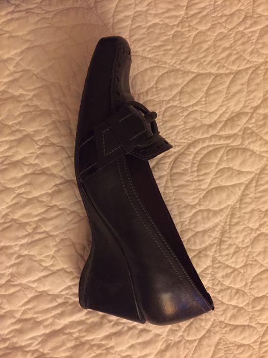 Sapatos Hispanitas pretos de Cunha