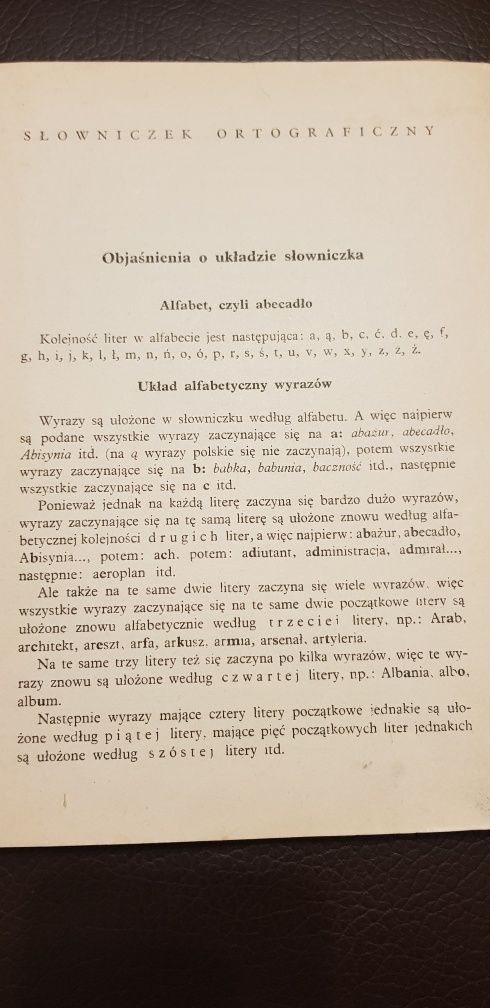 Słownik ortograficzny z zasadami pisowni. Kultowe wydanie 1962r.