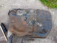 corolla e11 bak paliwa plastikowy zamiennik metalowy  00-02 zbiornik