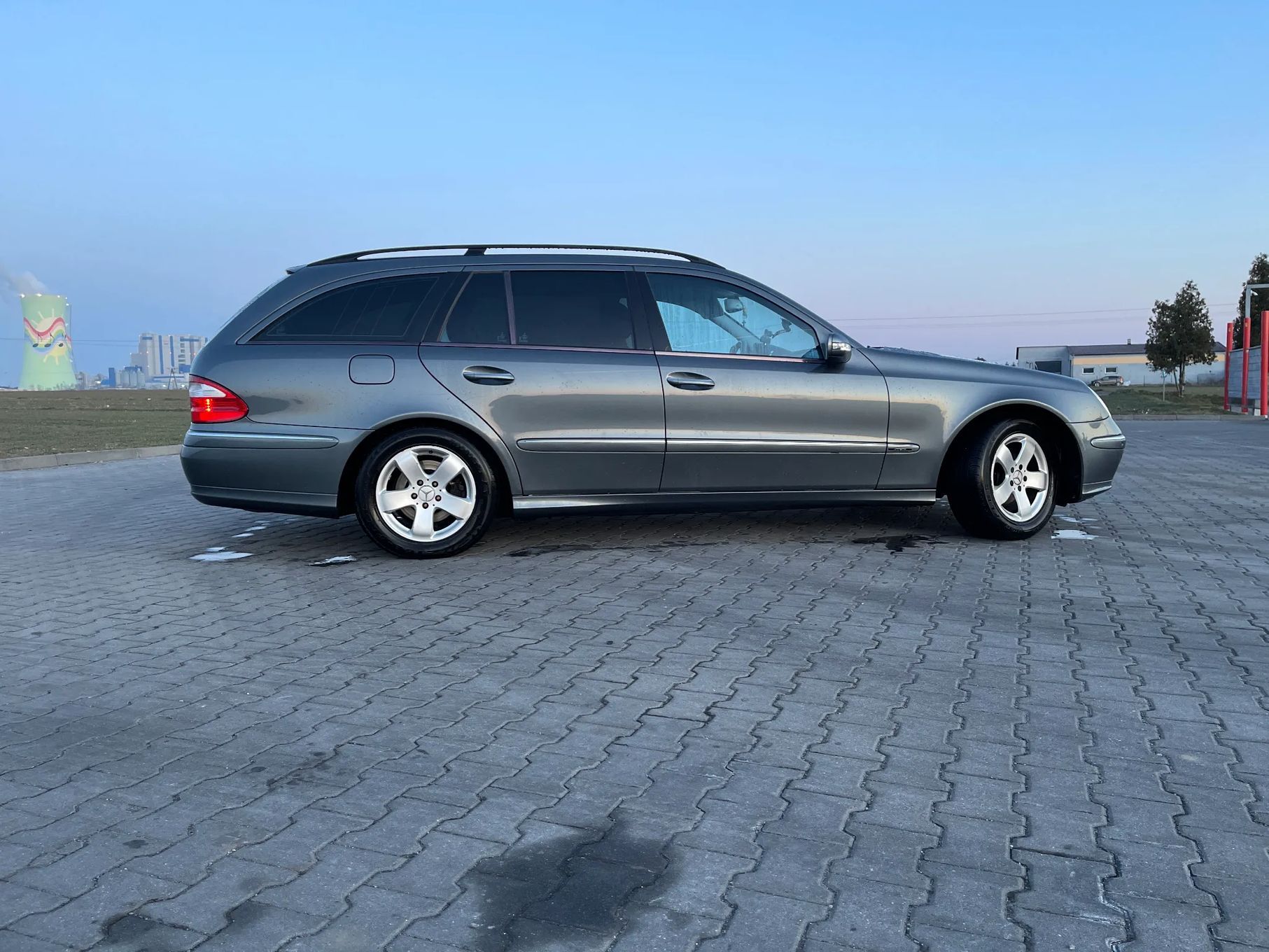 Mercedes-Benz Klasa E W211 E280 V6 - pierwszy właściciel w Polsce