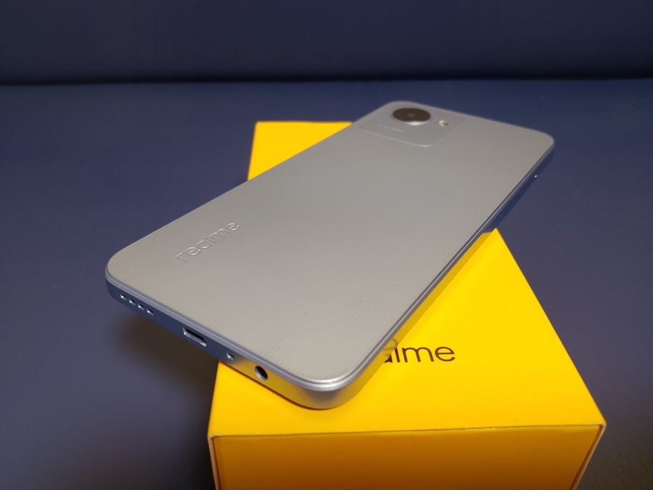 Realme c30s 4/64gb.