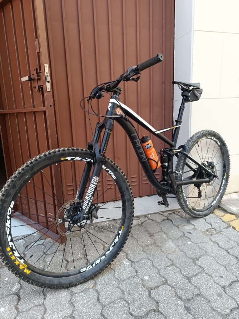 Bicicleta suspensão total roda 29