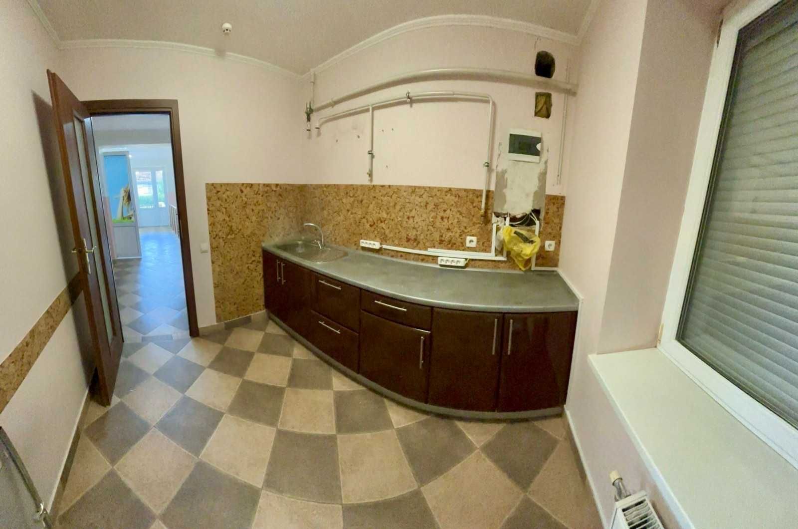 Продається квартира