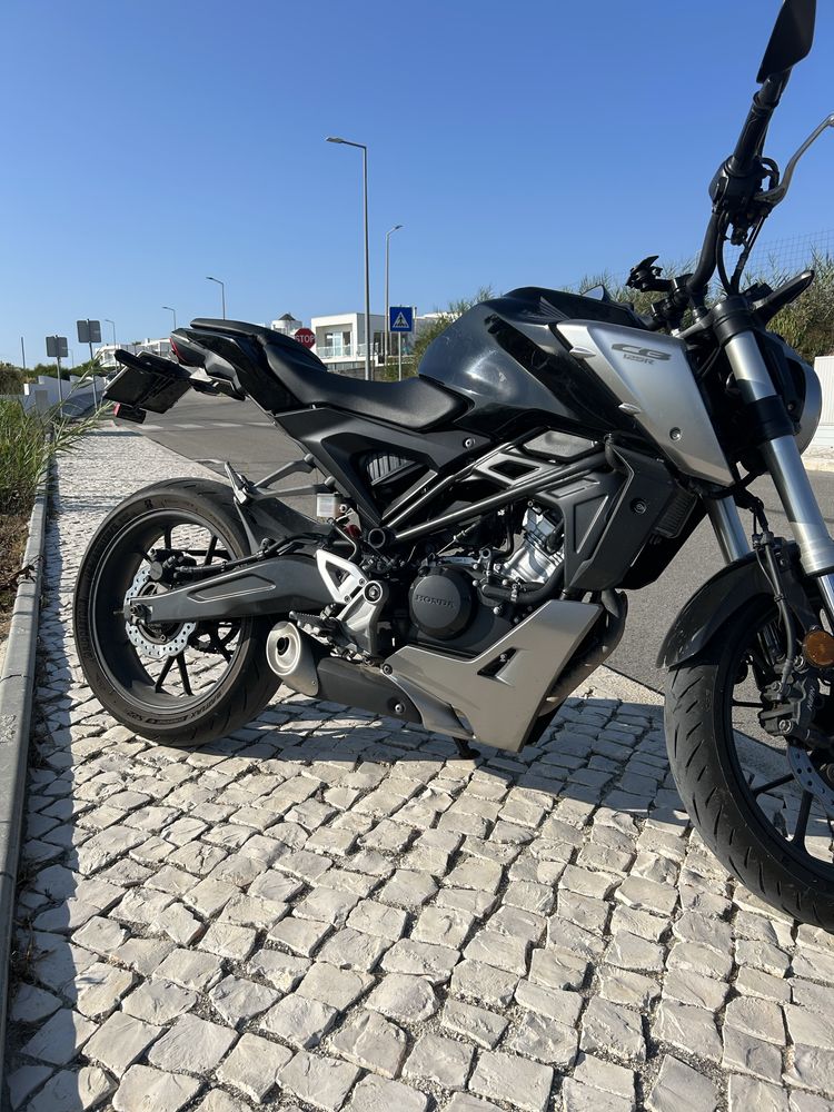 Honda cb125r 2018