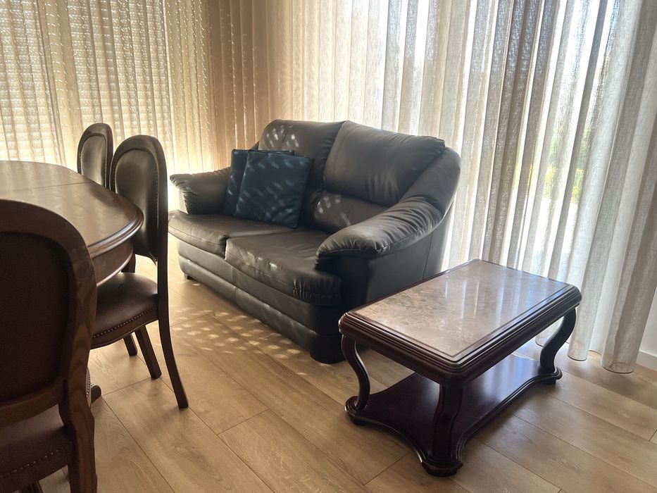 Sala completa - Movel/ Cristaleira + Sofa + Mesa e Cadeiras + Mesa