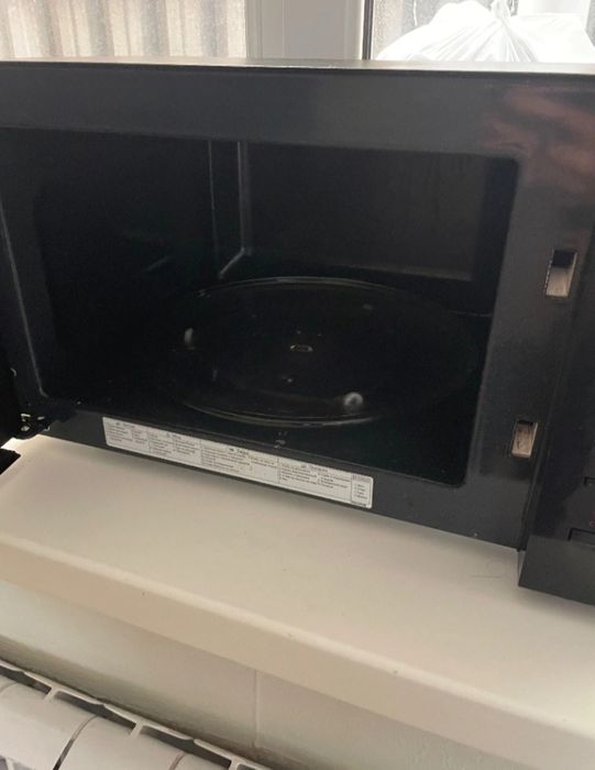 Мікрохвильова піч Samsung