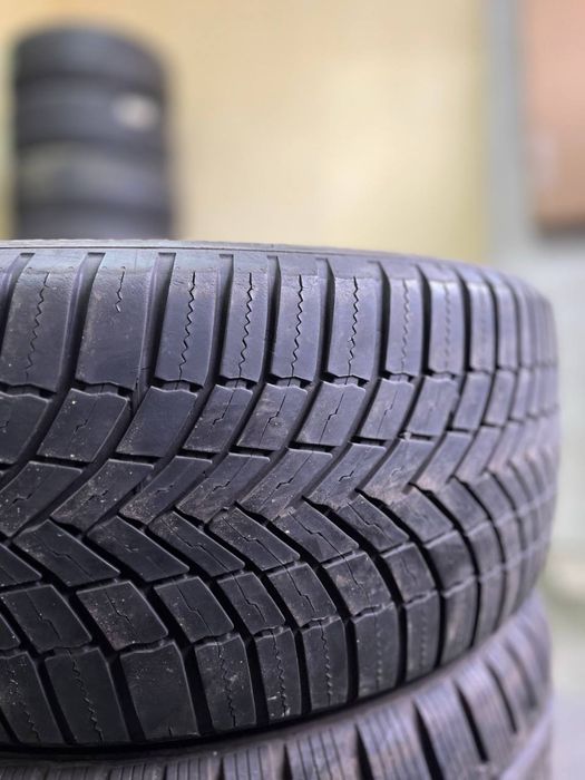 JPN Гума 1шт Bridgestone WeatherControl A005 205/50R17 зима Z17-171