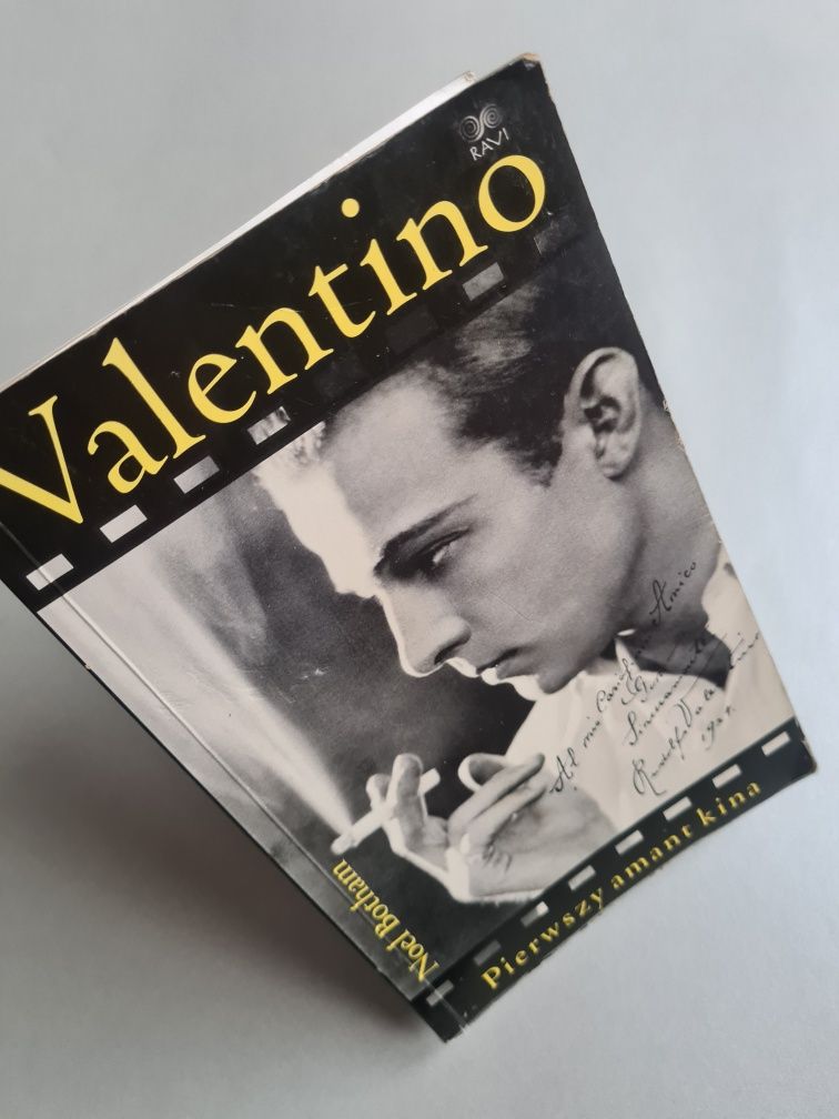 Valentino. Pierwszy amant kina - Noel Botham