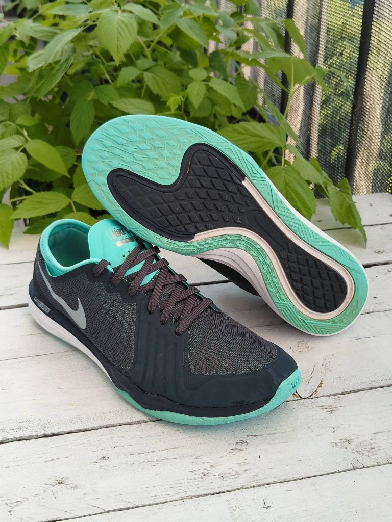 Buty do biegania Nike Training DF TR4 r. 39
