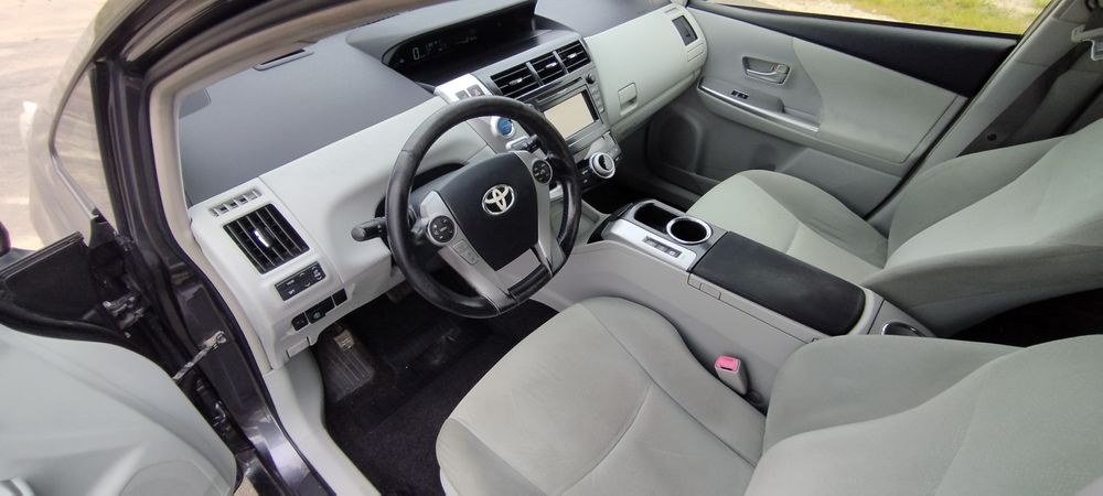 Toyota Prius Plus 7 osobowa Nowy Gaz