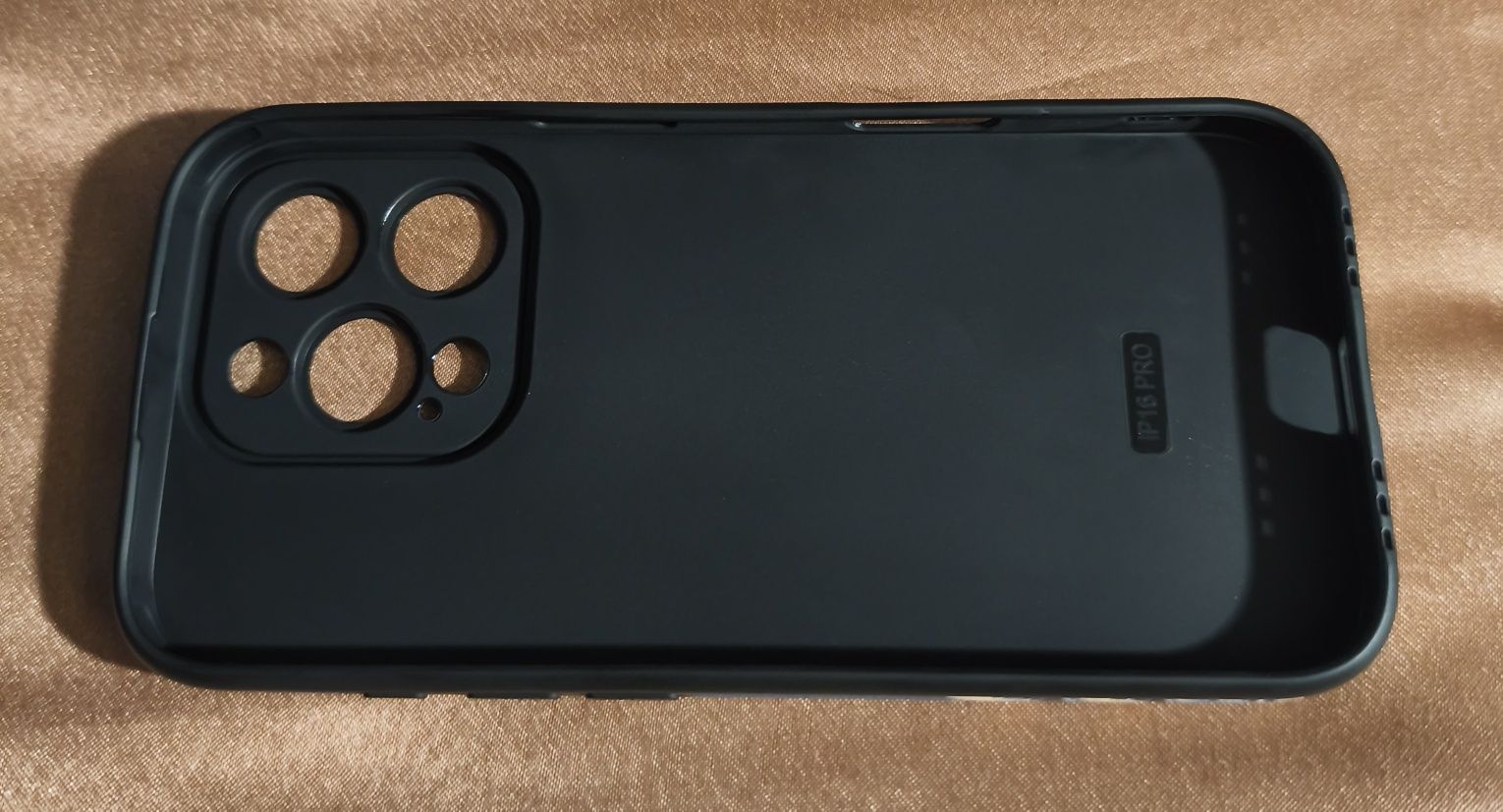 iPhone 16 pro Etui pokrowiec plecki case  obudowa