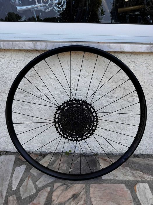 RODAS NOVAS BTT Syncros X-30SE 32H 30mm Tubeless e + material