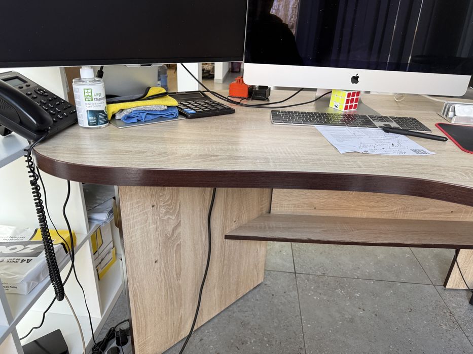 Стіл офісний якісний