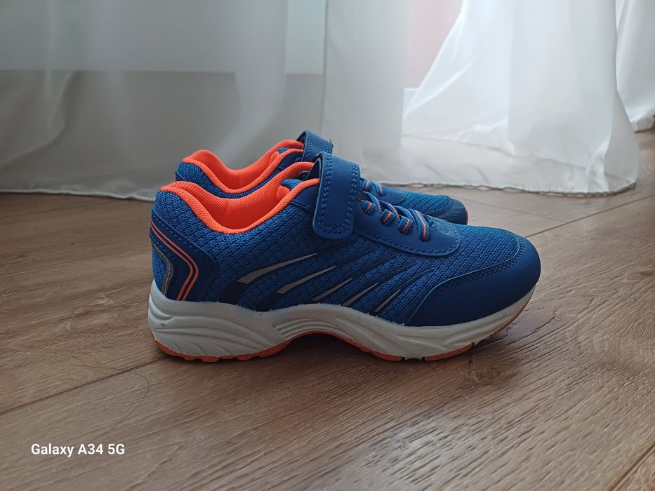 Кросівки 32 розмір