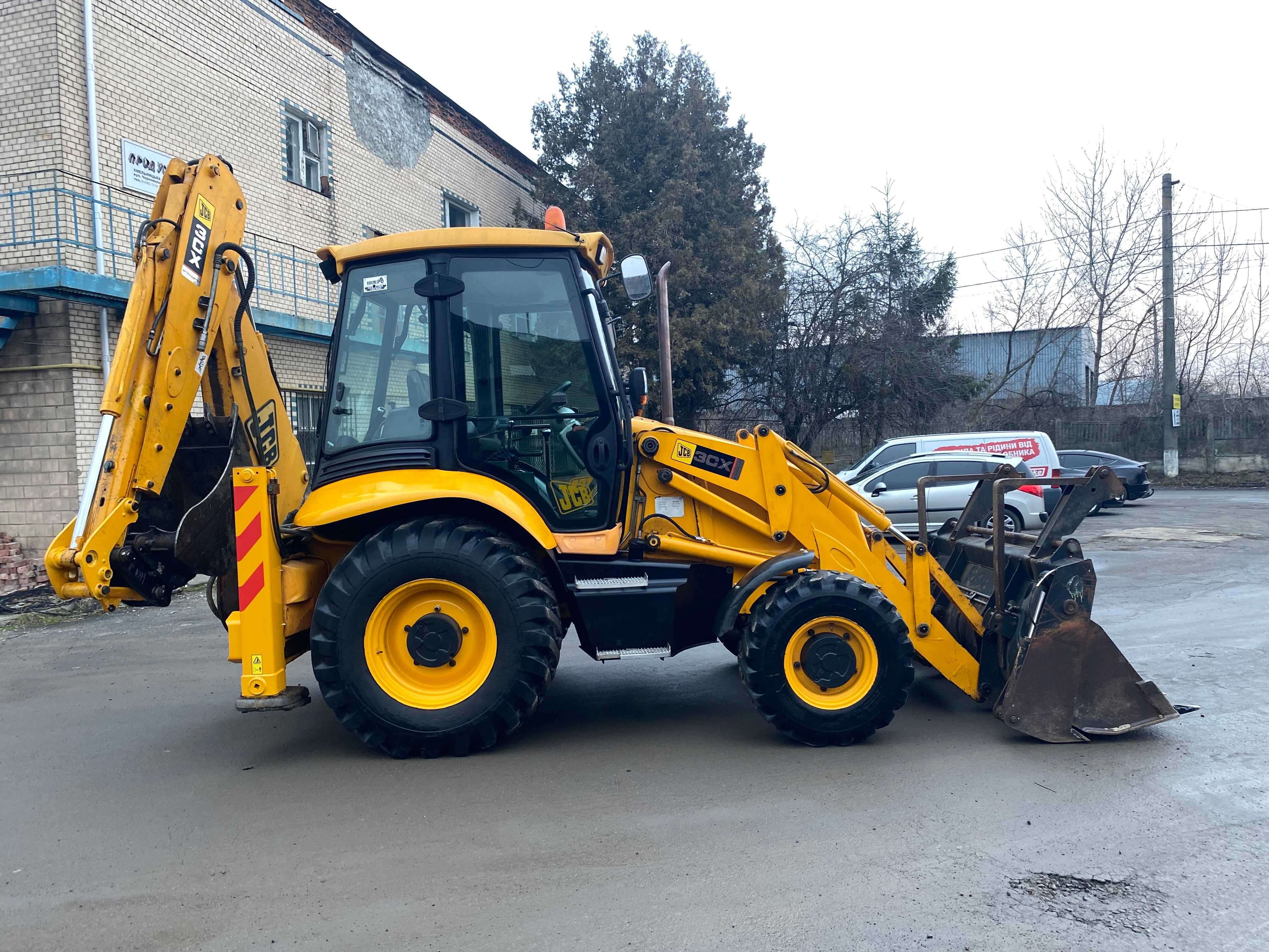 Продам екскаватор/погрузчик JCB 3CX 2004