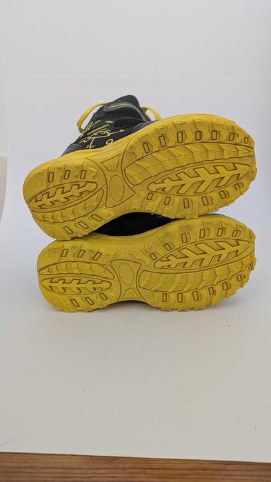 Botas de snowboard para criança, tamanho 30, novas