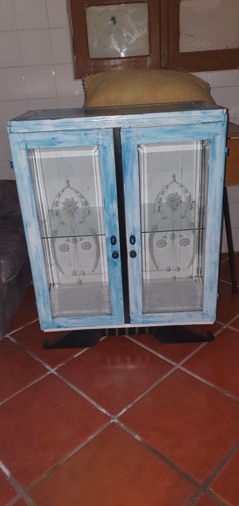 Móvel de sala/ cozinha