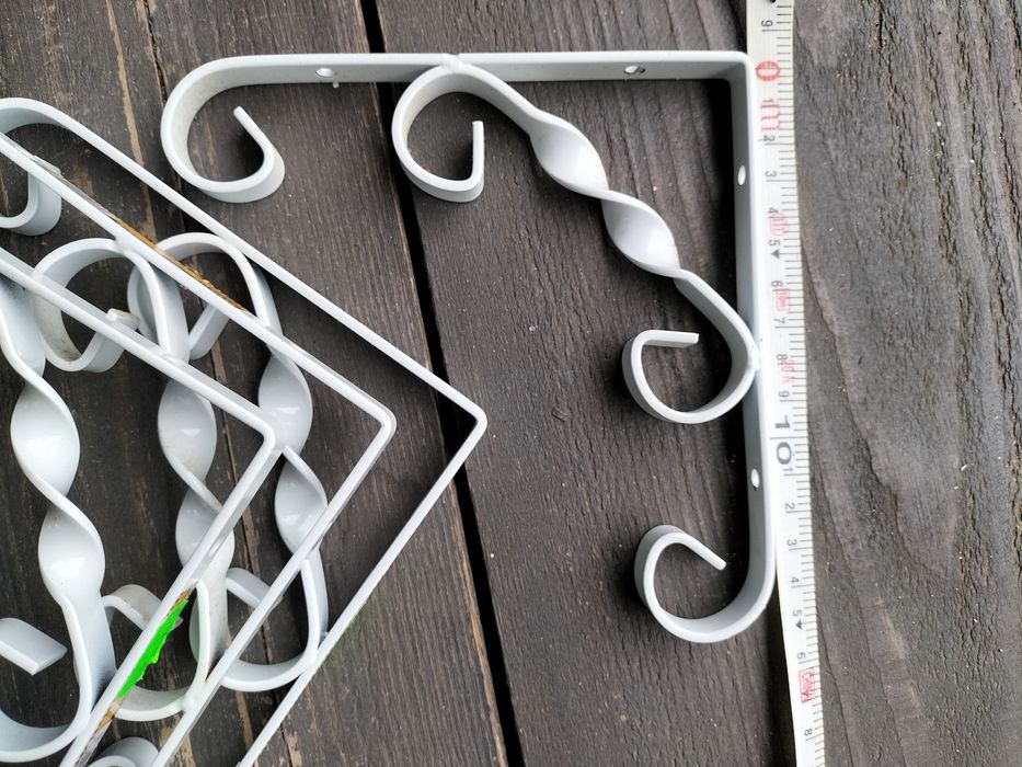 Mocowania, wsporniki metalowe do półek