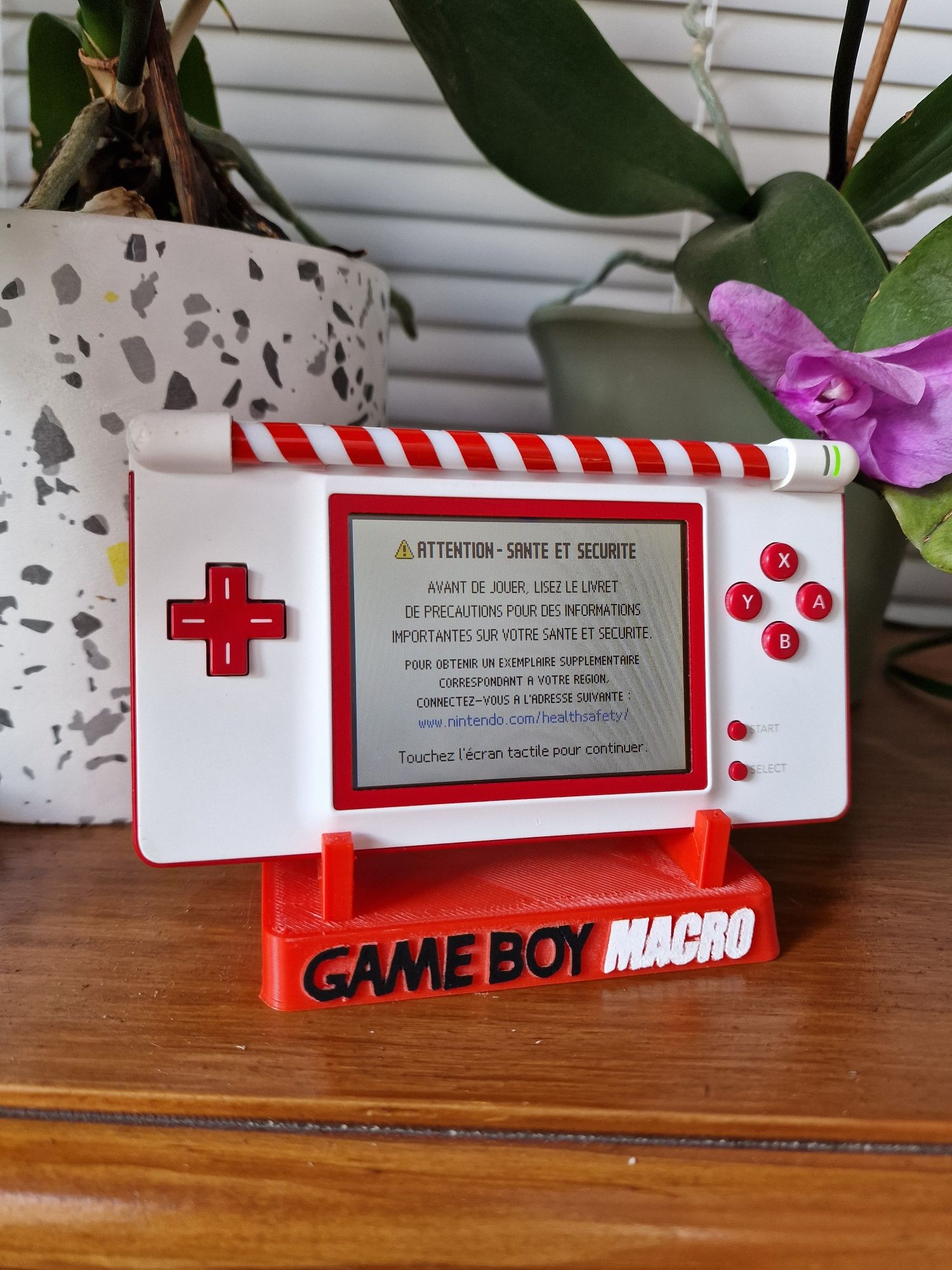 Gameboy Macro vermelha