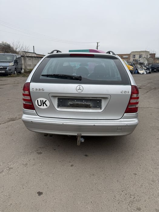 Шрот w203, авторозбірка w203, цешка 2.2, 2.7, запчасти 203