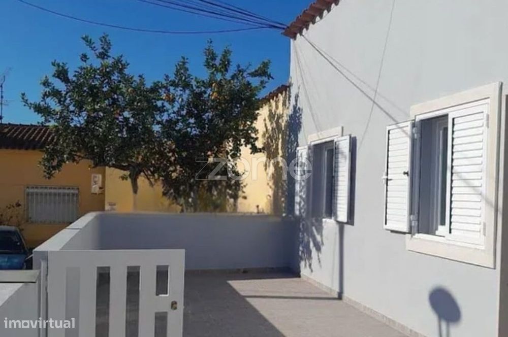 Moradia em banda T3 em Setúbal