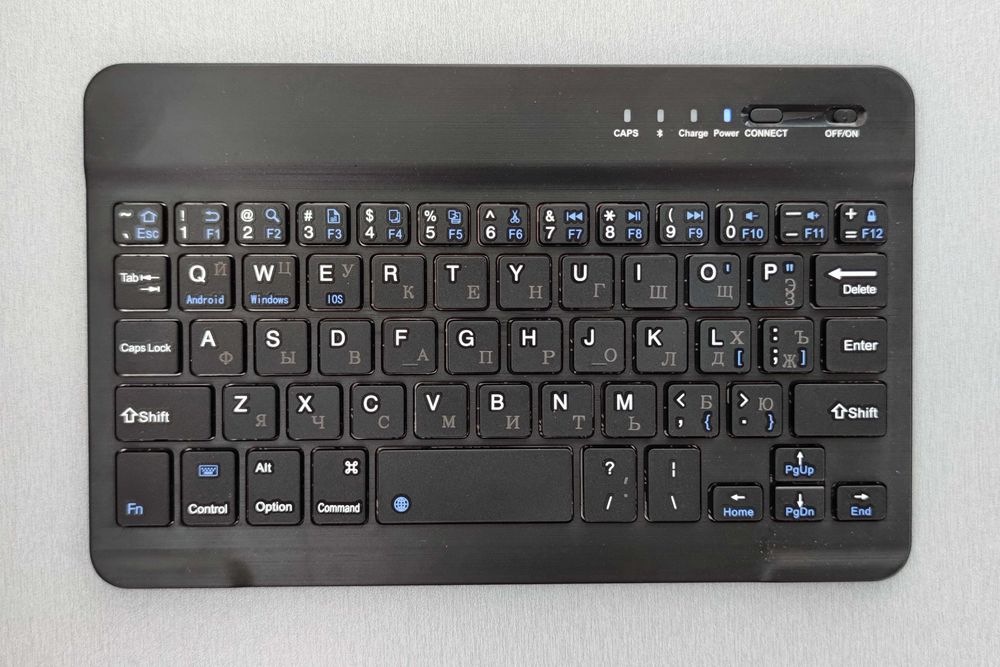 Універсальна Bluetooth клавіатура з чохлом під планшет 7"- 8"