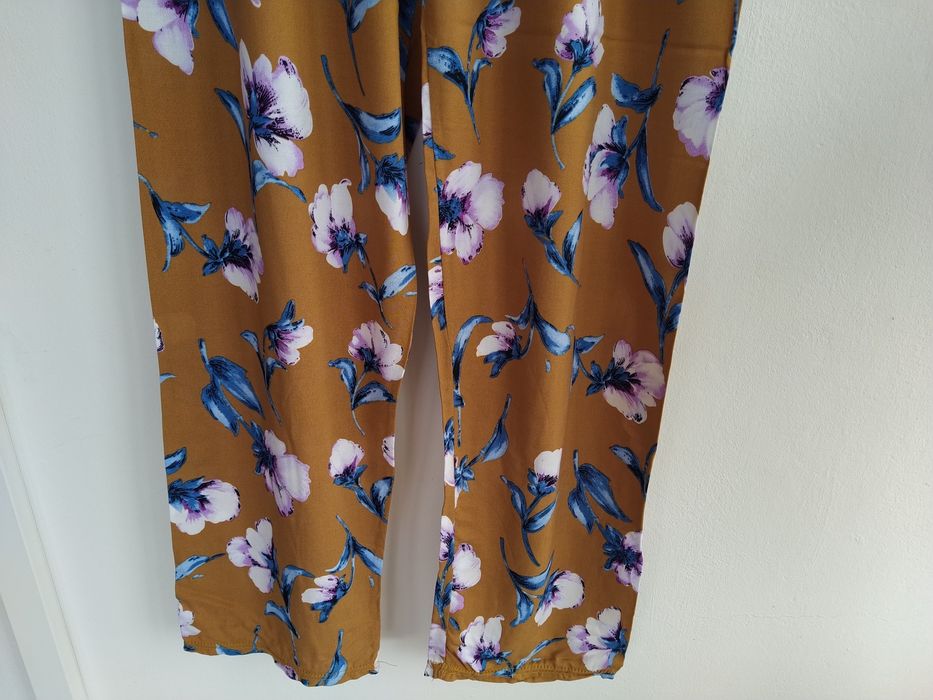 Calças floridas elegantes e alegres - Tamanho XL/XXL - Novas!