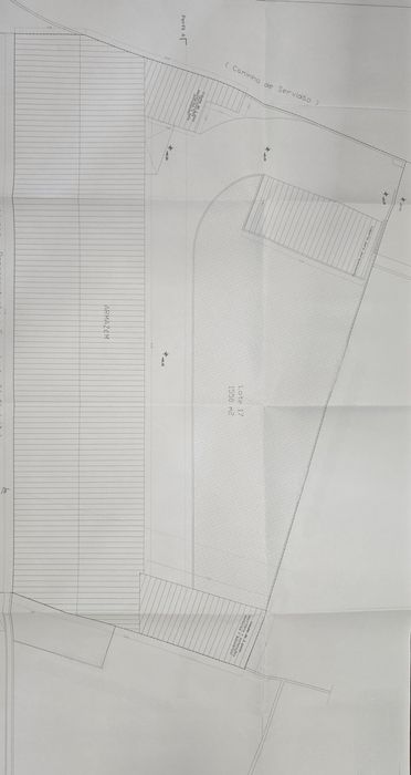 Armazém 1550m² Valadares