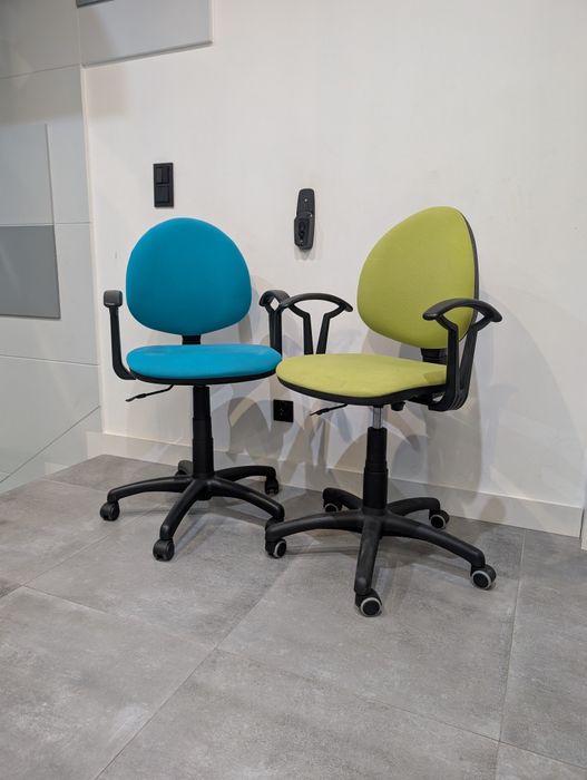 Krzesło obrotowe fotel do biurka dla dziecka Smart TS02 Nowy Styl