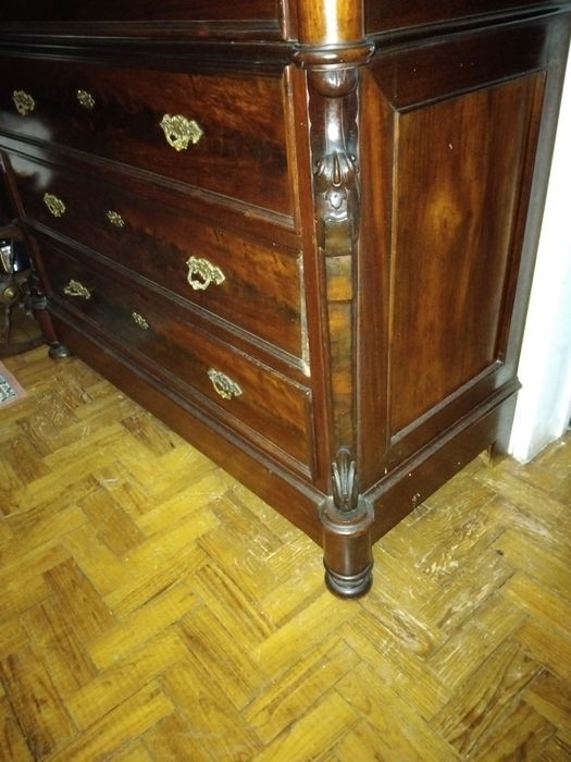 Cómoda do inicio do sec xx ou anterior