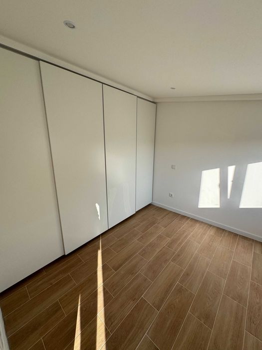 Casa T1 com Pátio Exterior para arrendar – Oliveira do Douro (Gaia)