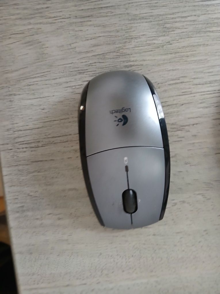 Klawiatura z kablem do komputera