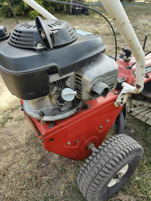 Zamiatarka Tielburger Silnik Honda 4.5km