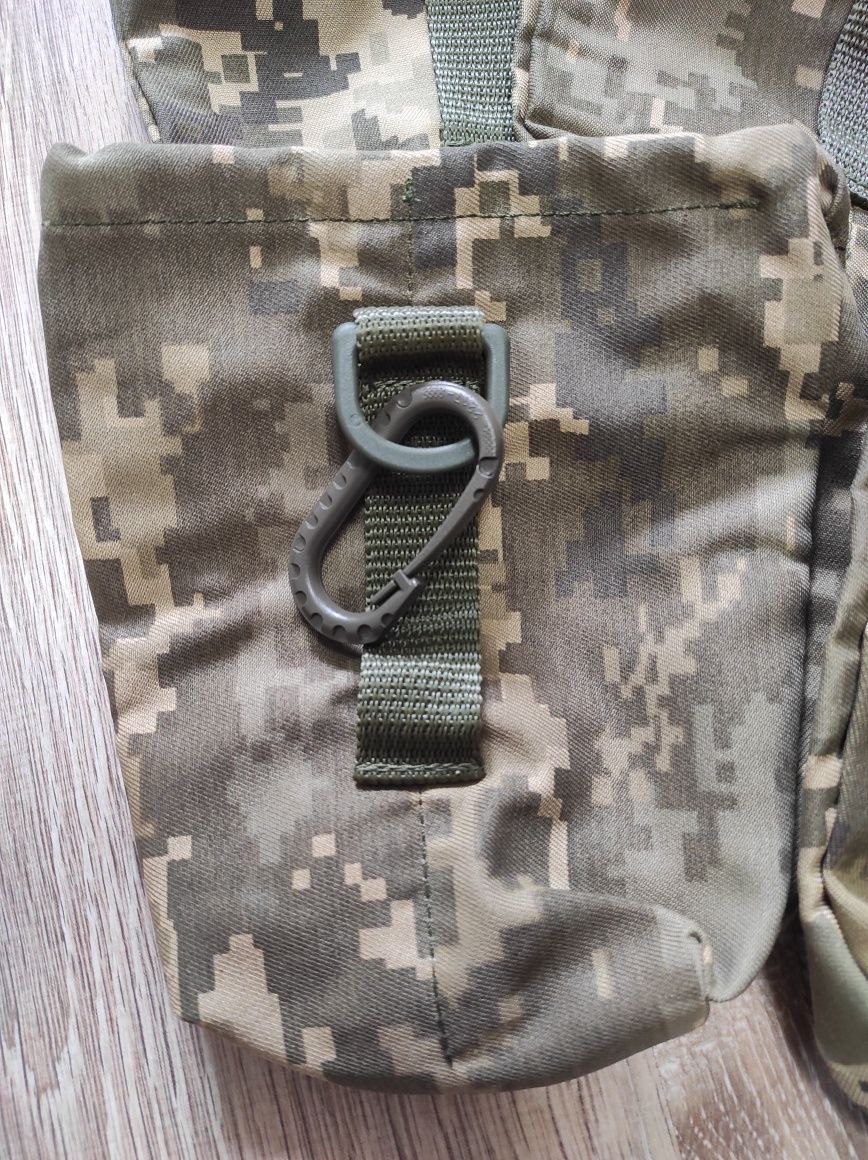Підсумок під флягу з карабіном піксель
