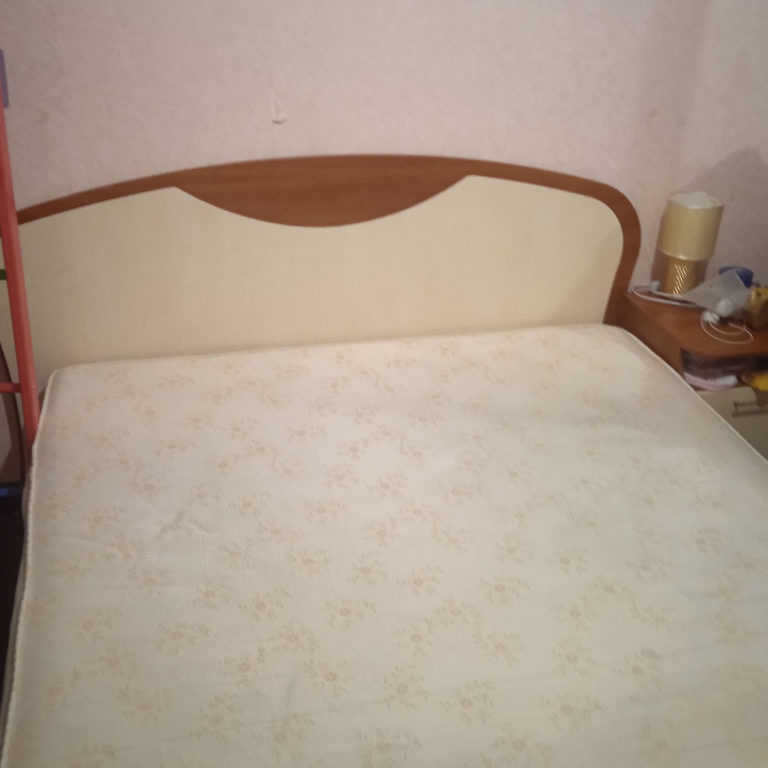 Продам ліжко терміново