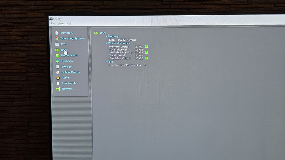 DS Cube, Gygabyte, Intel Core i5, GeForce GTX, G.Skill Ripjaws X 16GB