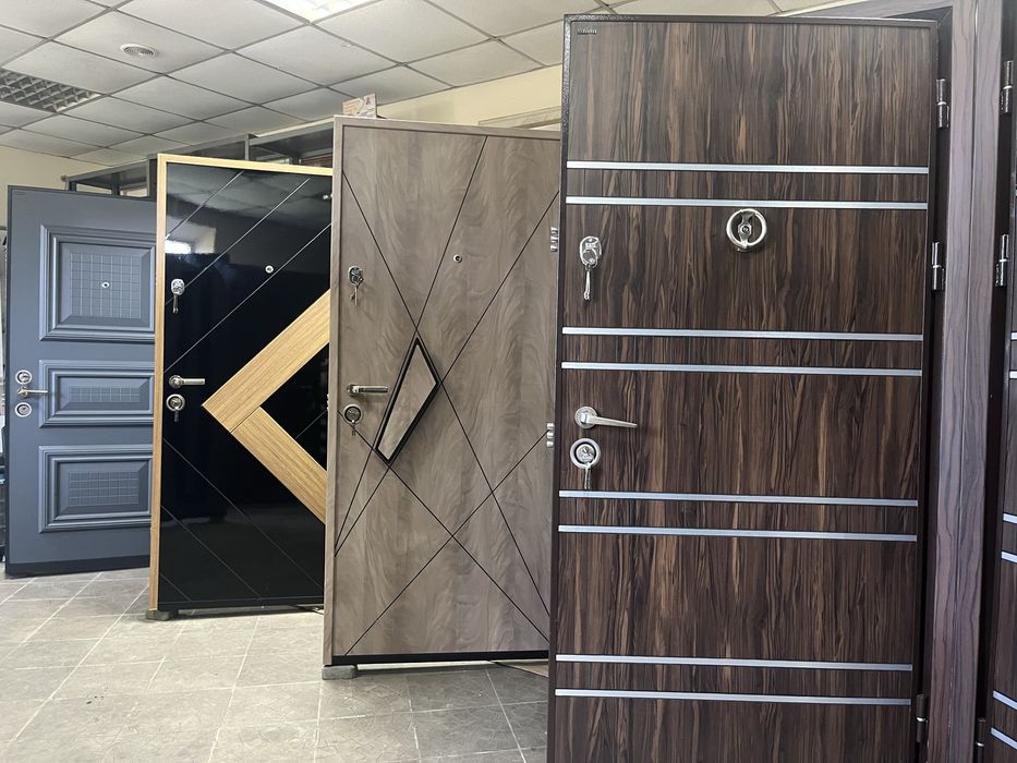 Двері вхідні броньовані РОЗПРОДАЖ
