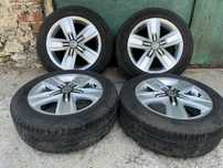 VW T5 Transporter Multivan Caravelle felgi 17’ fabryczne alu opony