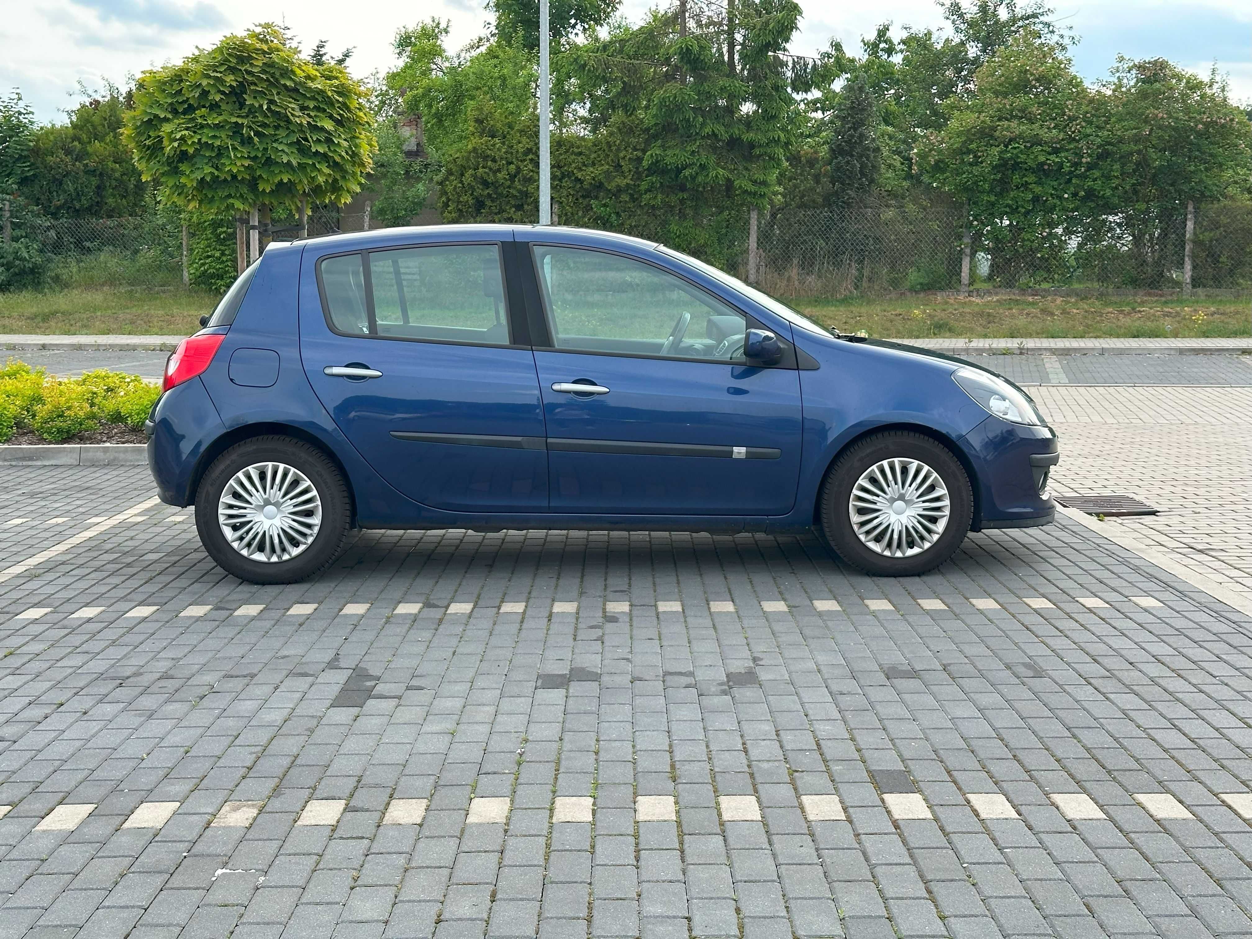 Sprzedam Renault Clio III 1.6 – 2006 r. cena 5000 zł